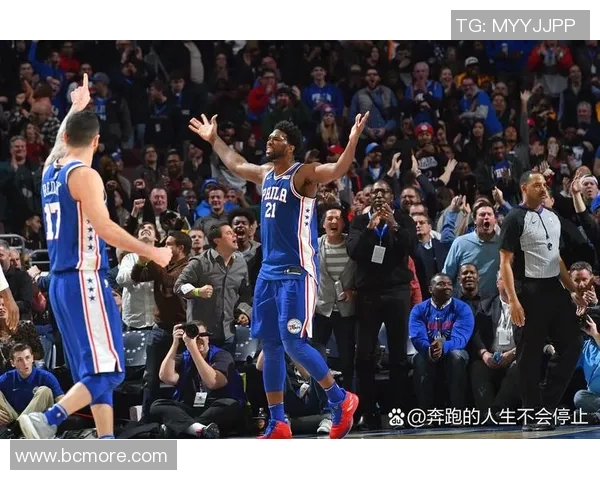 独行侠狂胜火箭,史密斯火力全开引爆全场