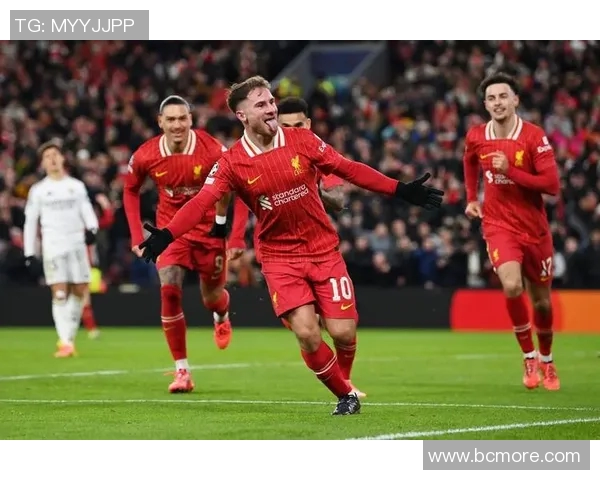 英超球队排名：利物浦领跑，曼联获得突破，切尔西稳固前四